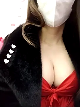 Snapshot of BeyeuCii99 chatting on November 25, 2025, 9:48 pm BeyeuCii99 online show from November 25, 2025, 9:48 pm