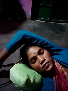 Jooli cuty online show from March 9, 2026, 5:06 pm