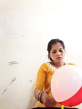 Snapshot of Sanjna_babby chatting on April 21, 2026, 6:09 am Sanjna babby online show from April 21, 2026, 6:09 am