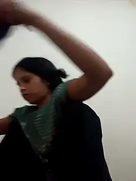 Snapshot of Sanjna_babby chatting on April 22, 2026, 9:11 am Sanjna babby online show from April 22, 2026, 9:11 am