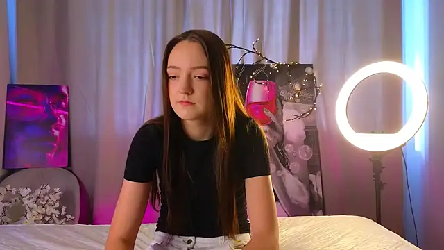 Snapshot of FrancesMason chatting on February 21, 2026, 7:42 am FrancesMason online show from February 21, 2026, 7:42 am