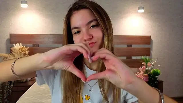 Snapshot of MargieDavidson chatting on February 10, 2026, 8:40 am MargieDavidson online show from February 10, 2026, 8:40 am