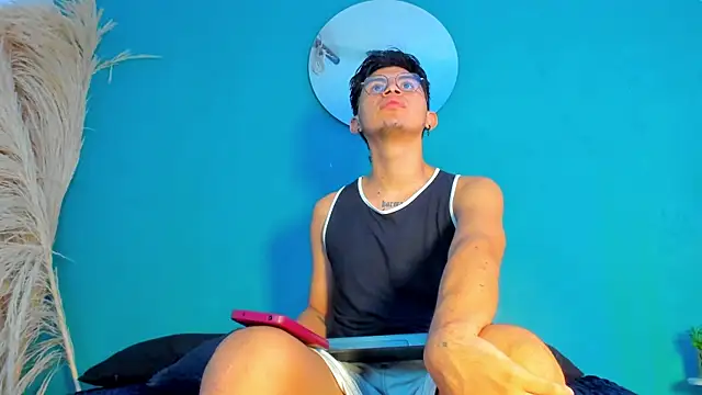 david valiz online show from November 8, 2025, 12:38 pm