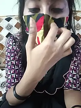 Tamil White Rose online show from May 25, 2026, 6:47 pm