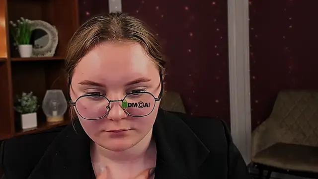 cherry nya online show from November 11, 2025, 2:06 pm