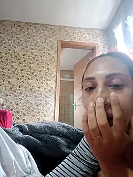 safadinhamoren123 online show from November 4, 2025, 3:00 pm