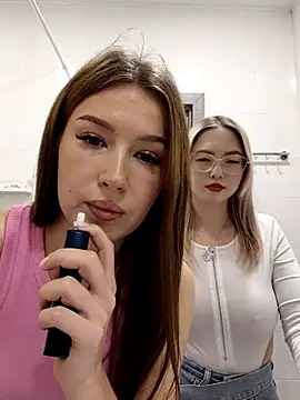 MelissaPinkiss online show from January 12, 2026, 12:21 pm