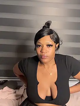 PrincessDreamm online show from February 11, 2026, 1:21 am