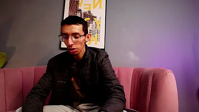 ZyroNight online show from January 9, 2026, 2:42 pm