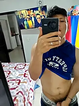 Dirty-Guy-Naugthy online show from November 11, 2025, 8:42 pm