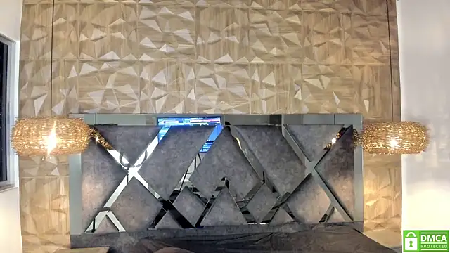 Kiara velvet   online show from April 8, 2026, 4:34 am