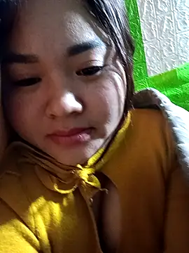 Bee-bgolden online show from November 28, 2025, 2:53 pm