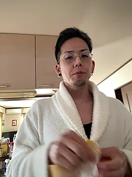 ippei0001 online show from February 16, 2026, 11:45 pm