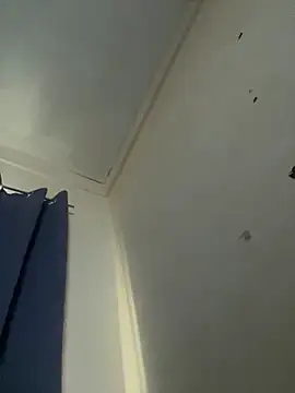 cythereasunrise online show from November 5, 2025, 1:27 am