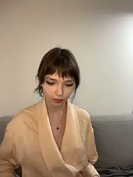 Lissssssa online show from February 22, 2026, 5:44 pm