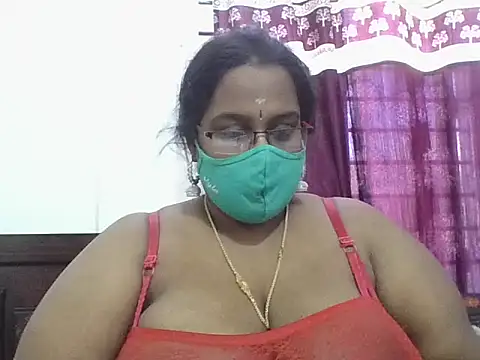 hootypriya online show from February 5, 2026, 4:50 am