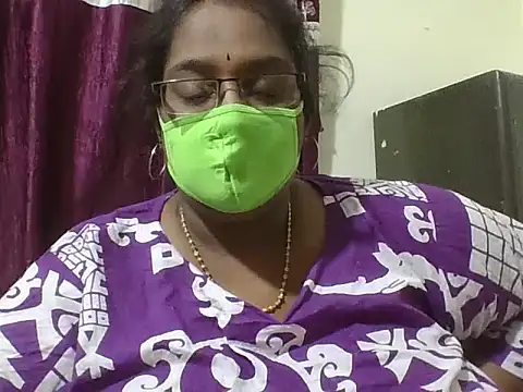 hootypriya online show from April 30, 2026, 8:04 pm