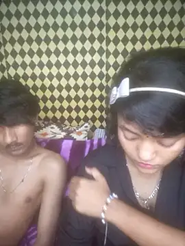 Freakingromance online show from April 3, 2026, 9:02 pm