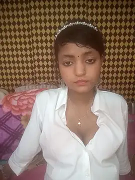 Freakingromance online show from April 13, 2026, 9:04 am