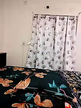 LoveLy-Soneya online show from November 20, 2025, 1:22 pm