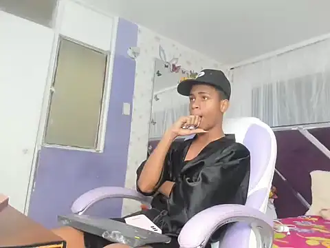 Santy bigcock 01 online show from November 20, 2025, 2:06 pm