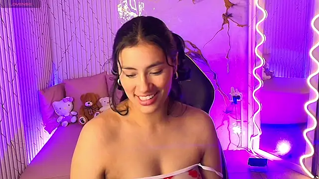 PEACHY TAY online show from March 29, 2026, 11:54 am