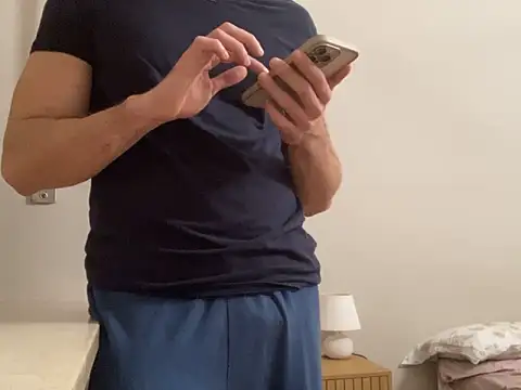 Snapshot of redflake chatting on November 12, 2025, 11:25 pm redflake online show from November 12, 2025, 11:25 pm