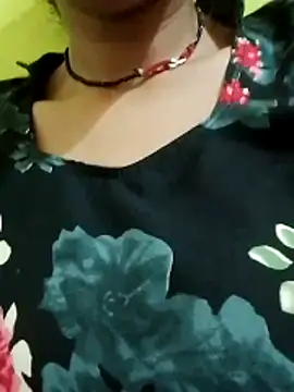 9302321638 WhatsApp online show from November 4, 2025, 4:06 pm