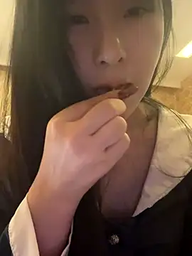 Snapshot of anankaka71 chatting on November 9, 2025, 3:27 am anankaka71 online show from November 9, 2025, 3:27 am