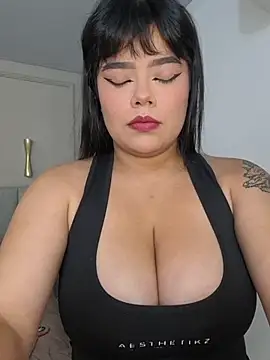 annie  20 online show from December 3, 2025, 12:03 pm