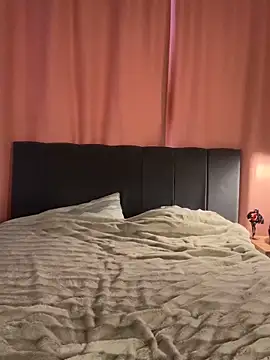 Snapshot of Meow_mere chatting on November 13, 2025, 11:31 am Meow mere online show from November 13, 2025, 11:31 am