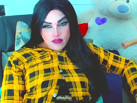 NharaBigCock online show from April 16, 2026, 9:39 pm