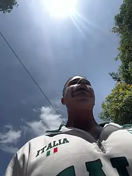 Snapshot of RaySullivan chatting on March 4, 2026, 4:02 pm RaySullivan online show from March 4, 2026, 4:02 pm