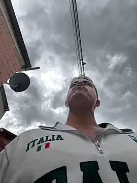 Snapshot of RaySullivan chatting on March 30, 2026, 7:48 pm RaySullivan online show from March 30, 2026, 7:48 pm