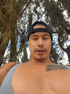 Snapshot of RaySullivan chatting on April 12, 2026, 4:34 pm RaySullivan online show from April 12, 2026, 4:34 pm