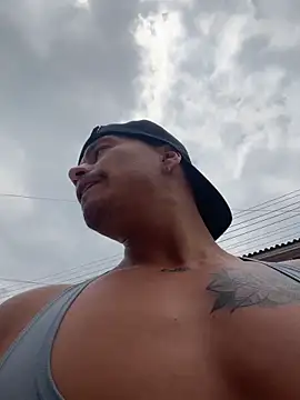 Snapshot of RaySullivan chatting on April 13, 2026, 4:56 pm RaySullivan online show from April 13, 2026, 4:56 pm