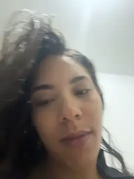 catee martinez online show from November 14, 2025, 4:44 am