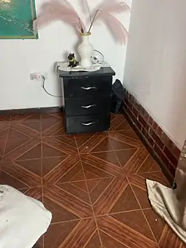 alisaa jhons1 online show from February 3, 2026, 2:53 am