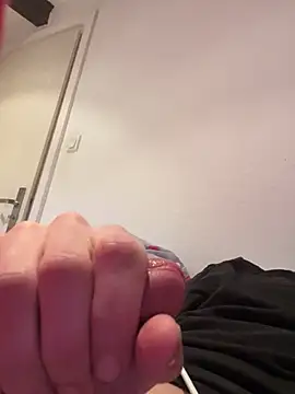 TeenNPlay online show from February 8, 2026, 11:46 am