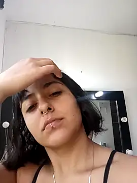 Snapshot of Die-kattyy chatting on November 8, 2025, 9:35 pm Die-kattyy online show from November 8, 2025, 9:35 pm