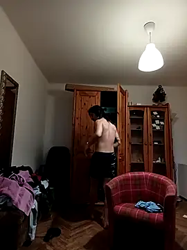 CharlyHemax online show from April 8, 2026, 5:02 pm