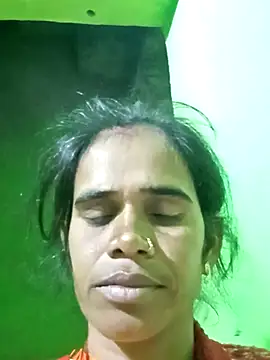 Snapshot of Ajnavi_pooja chatting on November 12, 2025, 2:01 am Ajnavi pooja online show from November 12, 2025, 2:01 am