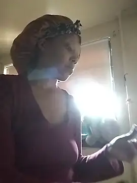 Snapshot of SITHANDRAH chatting on March 29, 2026, 1:11 pm SITHANDRAH online show from March 29, 2026, 1:11 pm