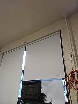 Snapshot of SITHANDRAH chatting on April 7, 2026, 10:59 am SITHANDRAH online show from April 7, 2026, 10:59 am