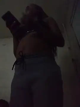 Snapshot of SITHANDRAH chatting on April 9, 2026, 7:25 am SITHANDRAH online show from April 9, 2026, 7:25 am