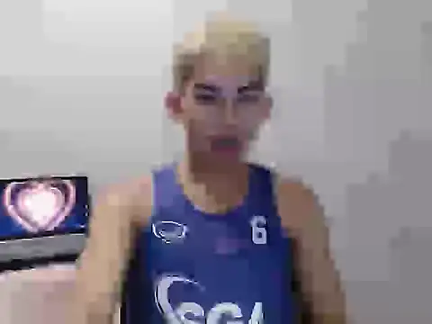 Urhotsilverboy online show from May 27, 2026, 6:16 pm