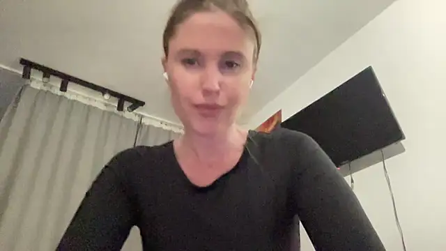 Snapshot of Ameli8 chatting on April 23, 2026, 5:15 pm Ameli8 online show from April 23, 2026, 5:15 pm