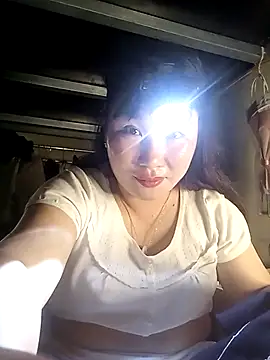 Snapshot of Helen_kelly chatting on November 15, 2025, 5:38 am Helen kelly online show from November 15, 2025, 5:38 am