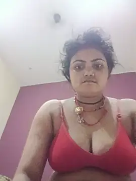 Riya lovely0143 online show from June 25, 2026, 10:36 pm