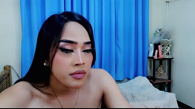 Snapshot of sweet_sophiaxx chatting on April 24, 2026, 12:24 am sweet sophiaxx online show from April 24, 2026, 12:24 am